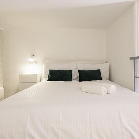 Napoli In Bed Apartment Exterior foto