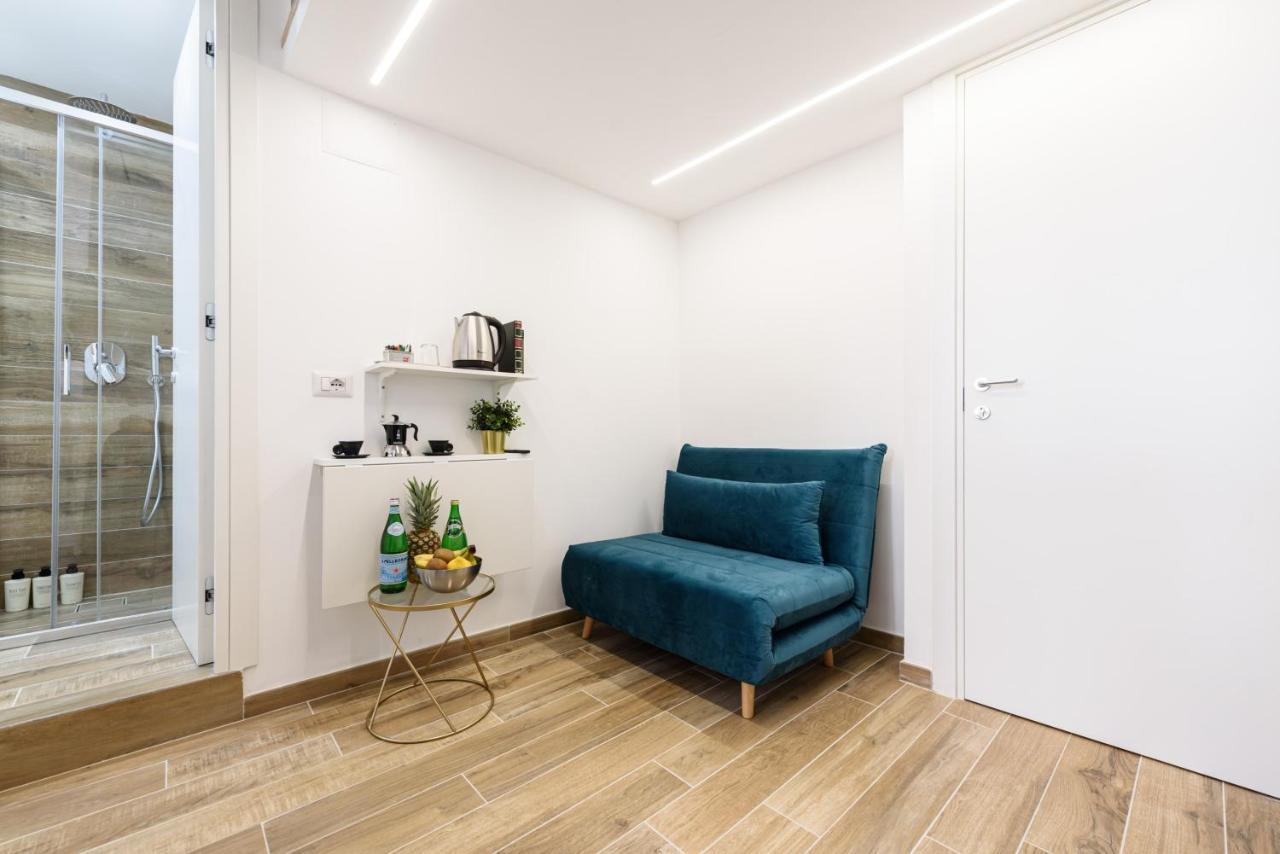 Napoli In Bed Apartment Exterior foto